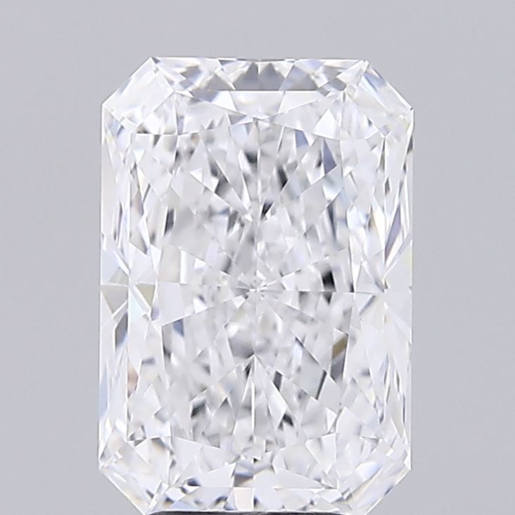 2.8 Carat Radiant Lab Diamond