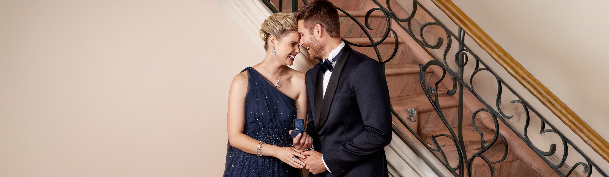 Explore engagement rings inspired by Disney’s Cinderella Desktop Banner