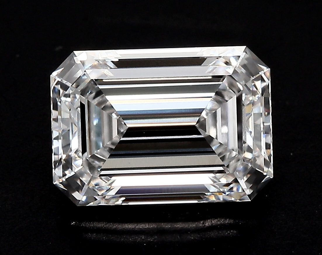 1.57 Carat Emerald Lab Diamond