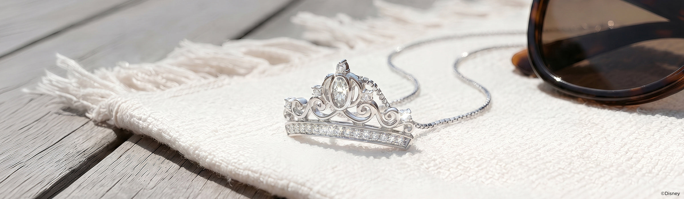 Diamond Tiara Pendants & Necklaces Desktop Banner