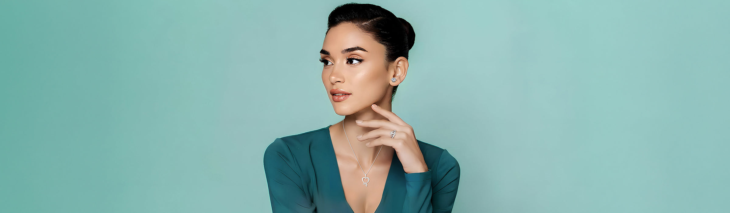 Explore engagement rings inspired by Disney’s Ariel Desktop Banner