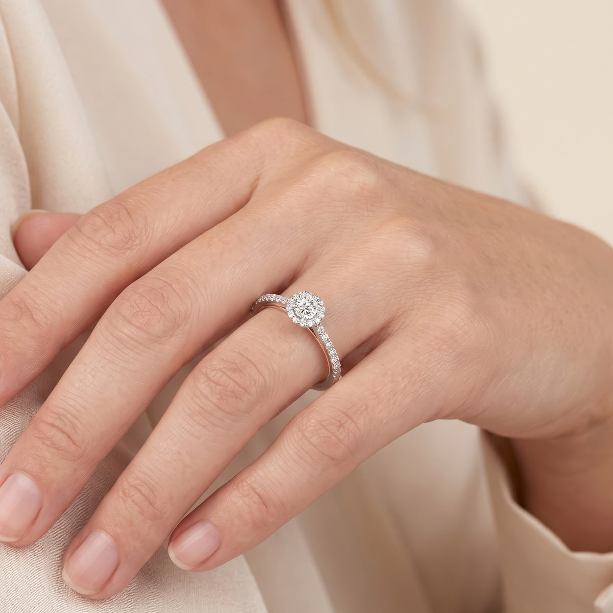 Enchanted Star 10K White and Rose Gold with 3/8 CTTW Lab Grown Diamond, Disney's Snow White Promise Ring