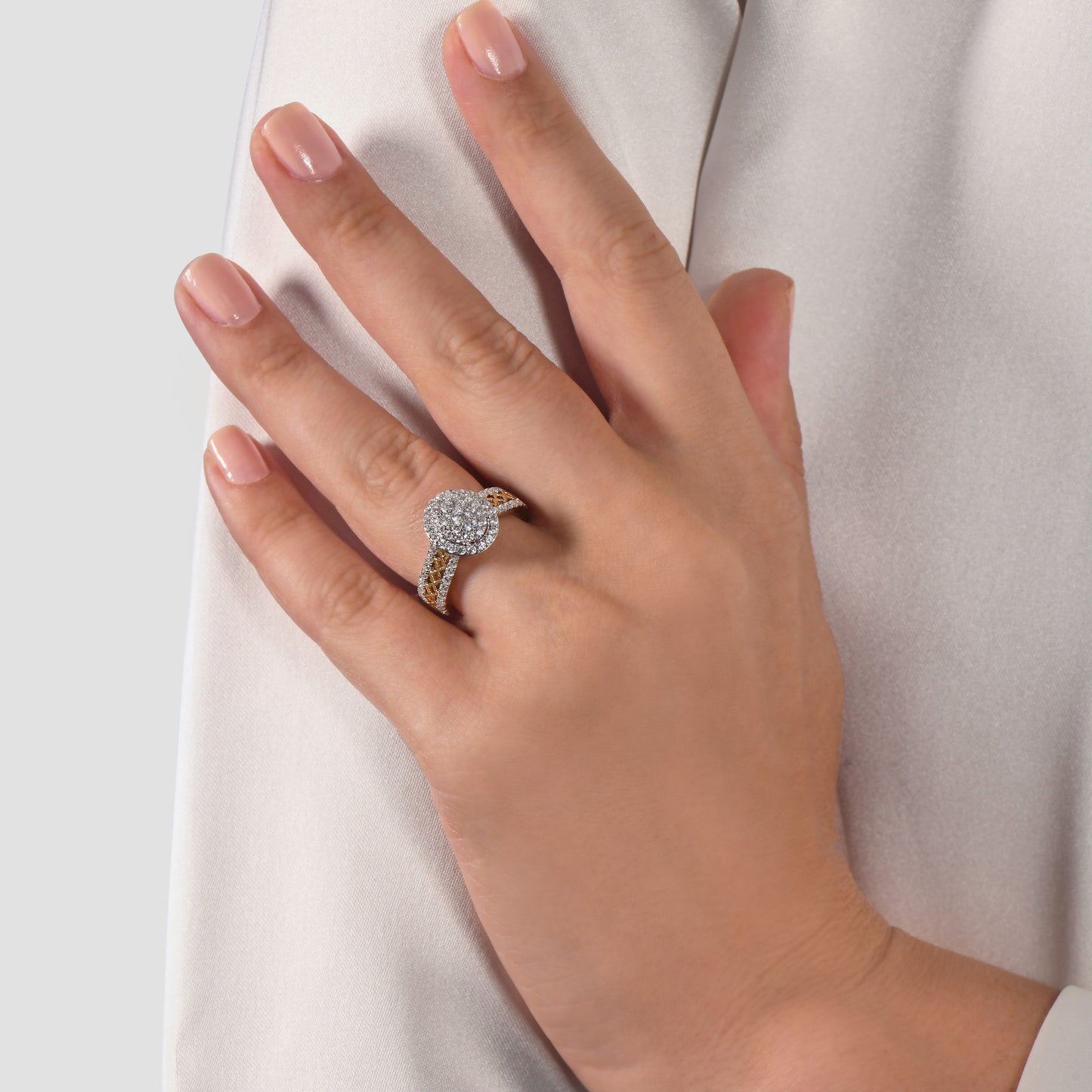 Enchanted Disney Fine Jewelry 14K White Gold and Yellow Gold with 1 CTTW Diamond Jasmine Engagement Ring
