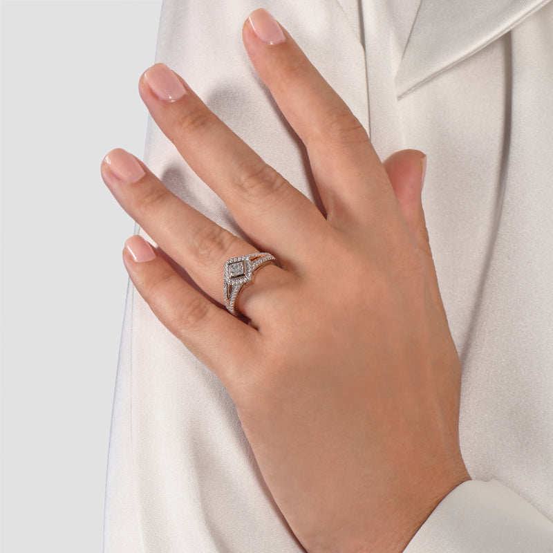 enchanted_disney-aurora_engagement_ring_1/2CTTW_2