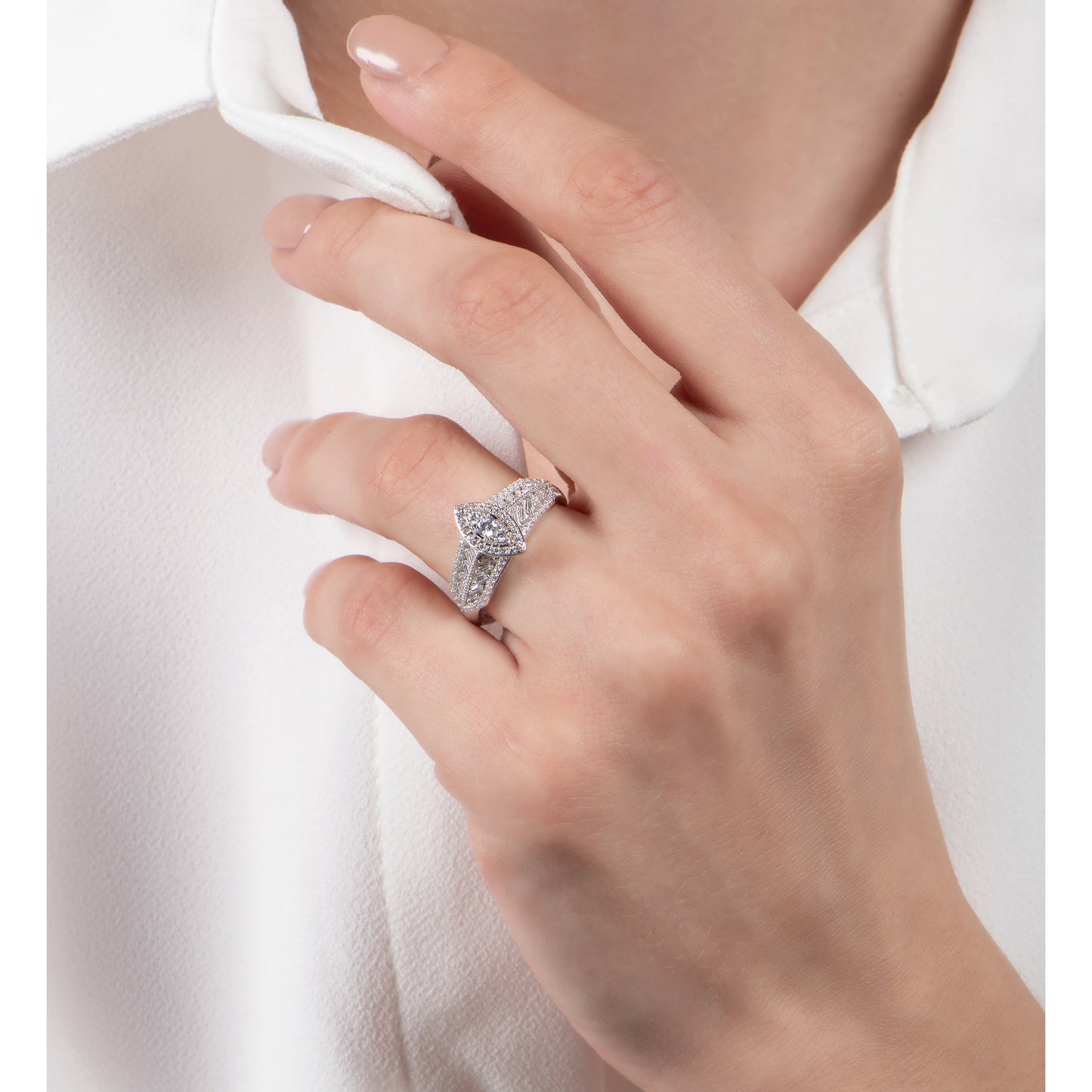 Enchanted Disney Fine Jewelry 14K White Gold With 1/2 CTTW Diamond Pocahontas Engagement Ring