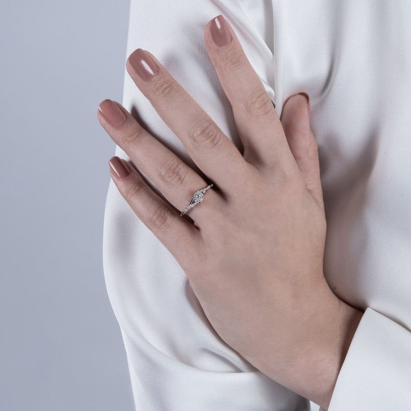 enchanted_disney-belle_promise_ring_1/5CTTW_2